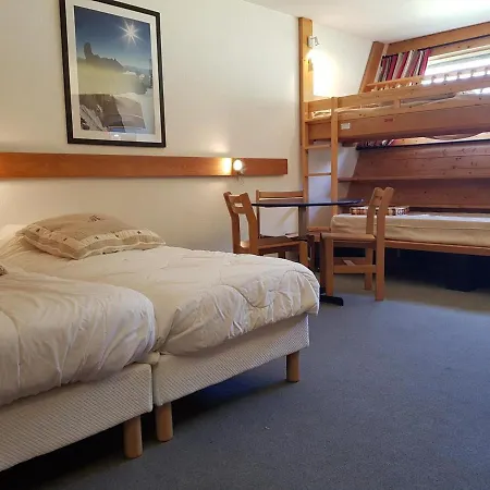 Apartment Aux Pieds A Arc 1600 Avec Wifi Et Animaux Acceptes - Fr-1-411-438